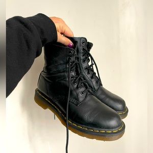 Dr. Martens 1460 Pascal Virgina Leather Boots
